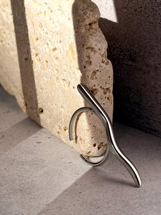 Silver wave curve open ring on stone