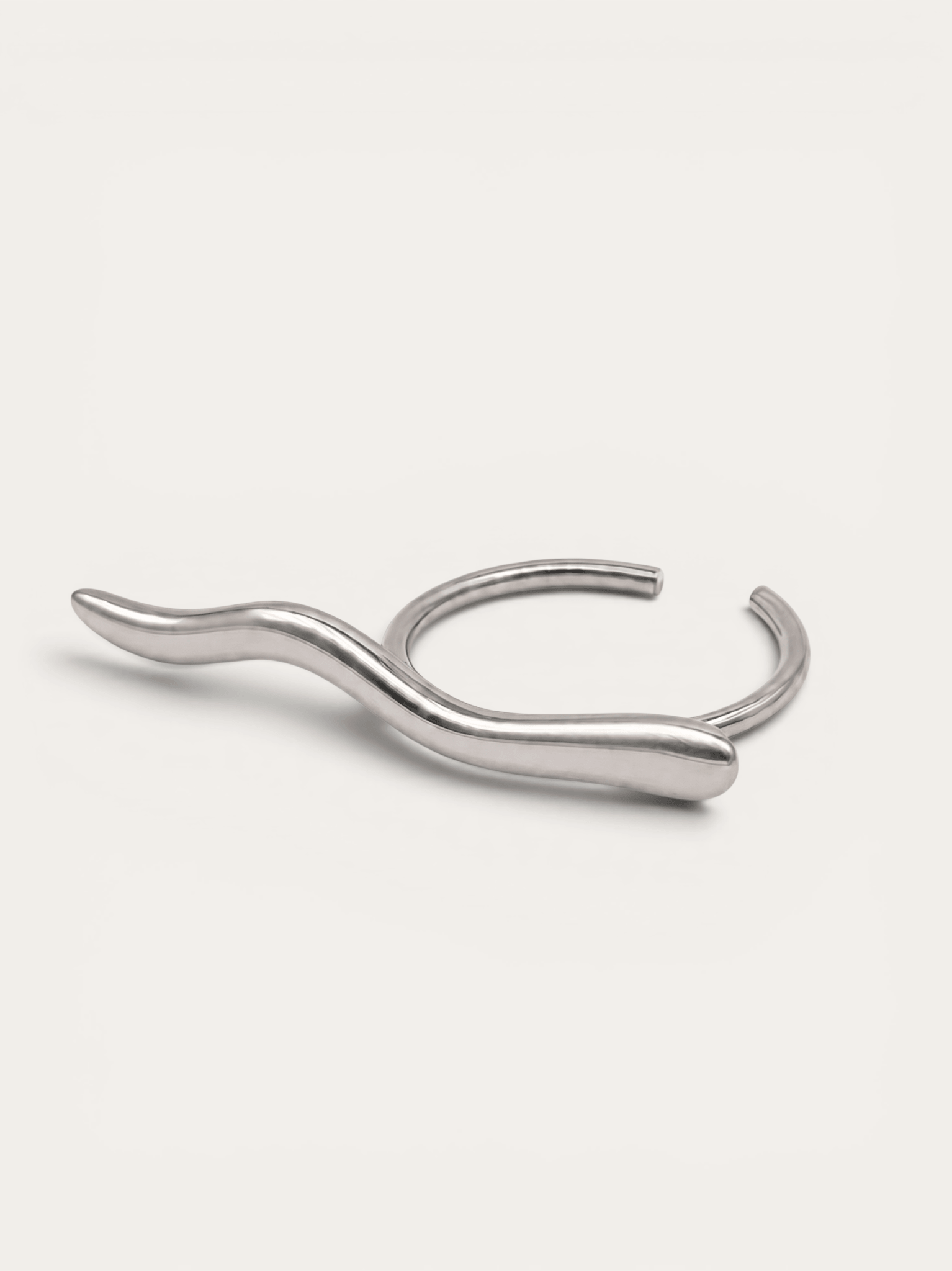 Silver wave curve open ring